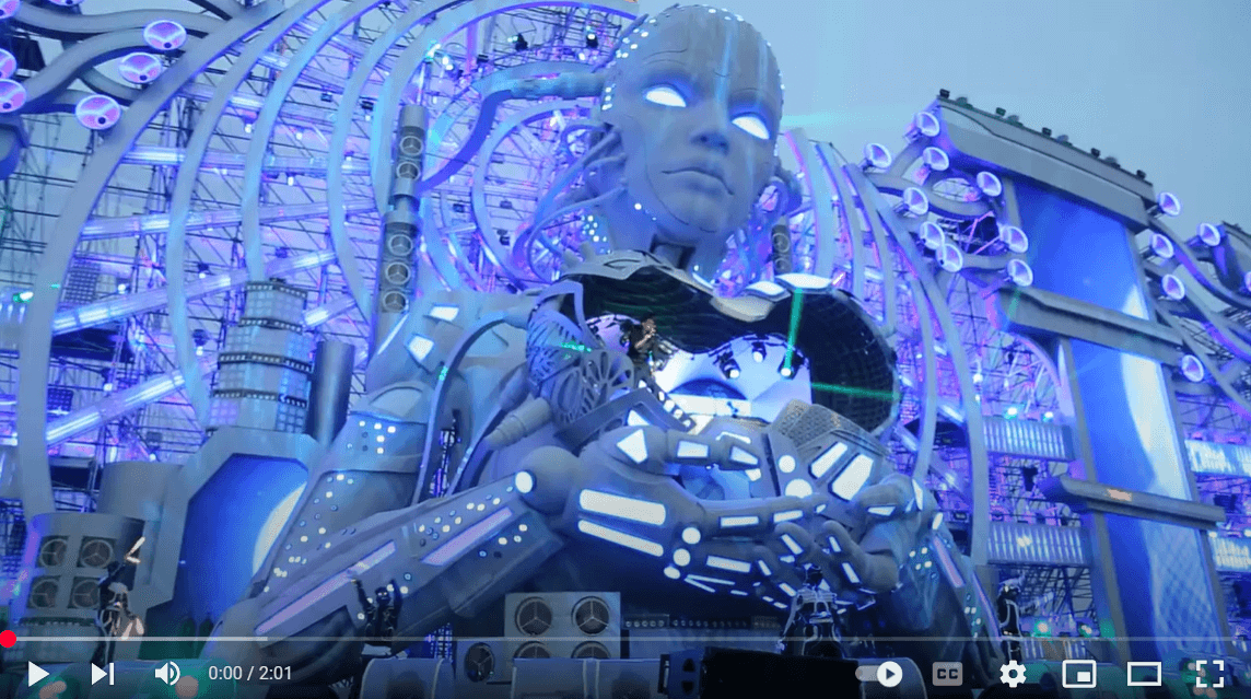 VOCALIST DJ SINGS LIVE @ FESTIVAL